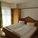 Sportpension Strobl Apartment Millstatt
