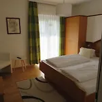 Sportpension Strobl * Millstatt