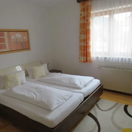 Sportpension Strobl Millstatt